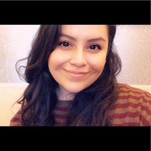 Meet your Posher, Yesibel